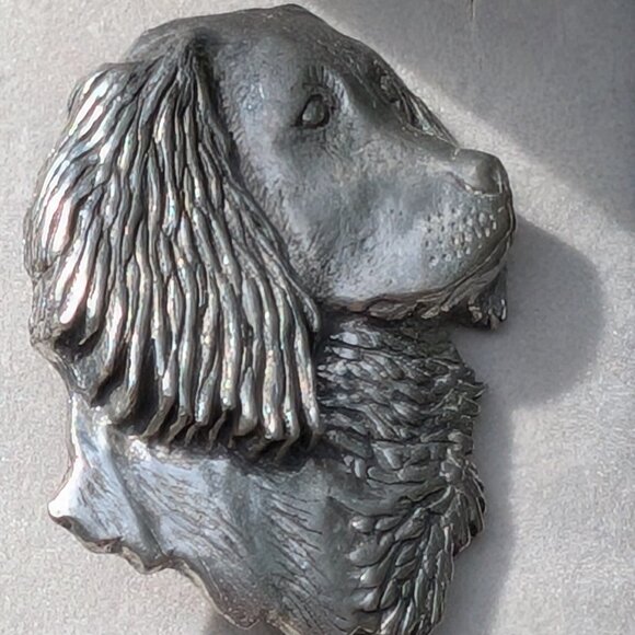 collectible English pewter Spaniel pin - Picture 5 of 7